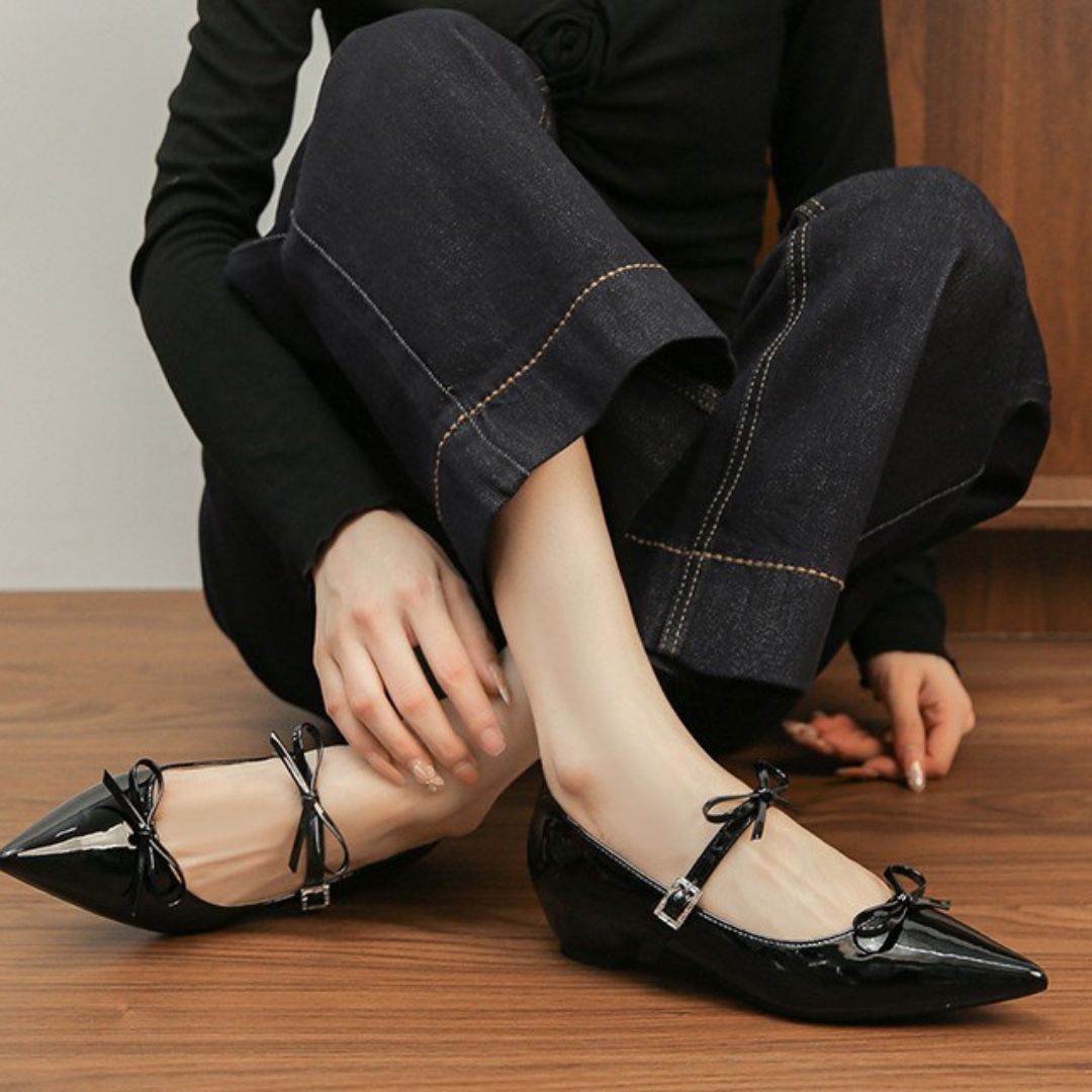 Signature Step black kitten heel by Ozzaro