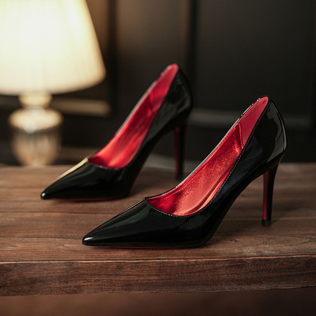 Classic Line black patent stiletto by Ozzaro