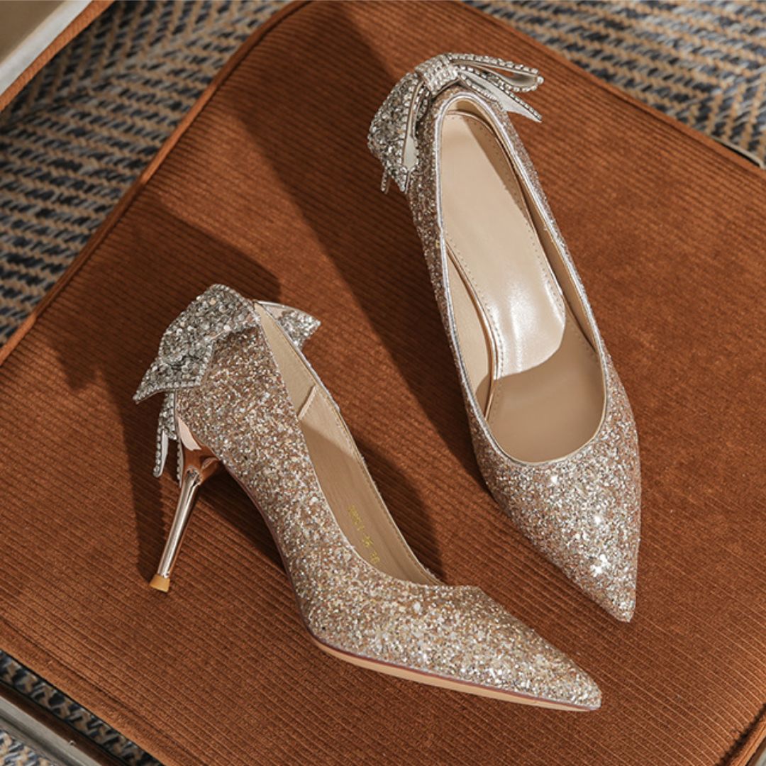 Bridal heels that photograph best at Indian weddings — Ozzaro Sunheri Dulhan champagne glitter stiletto