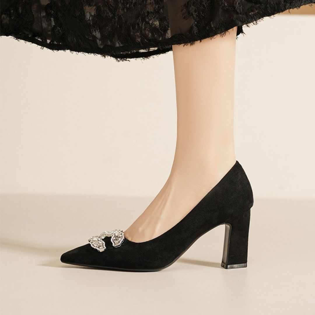 Black Block-Party heel with decorative brooches 