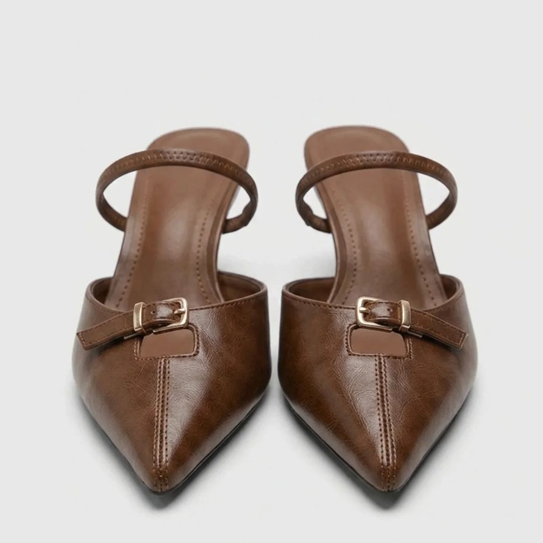 Fine Strap - Brown Kitten Heel