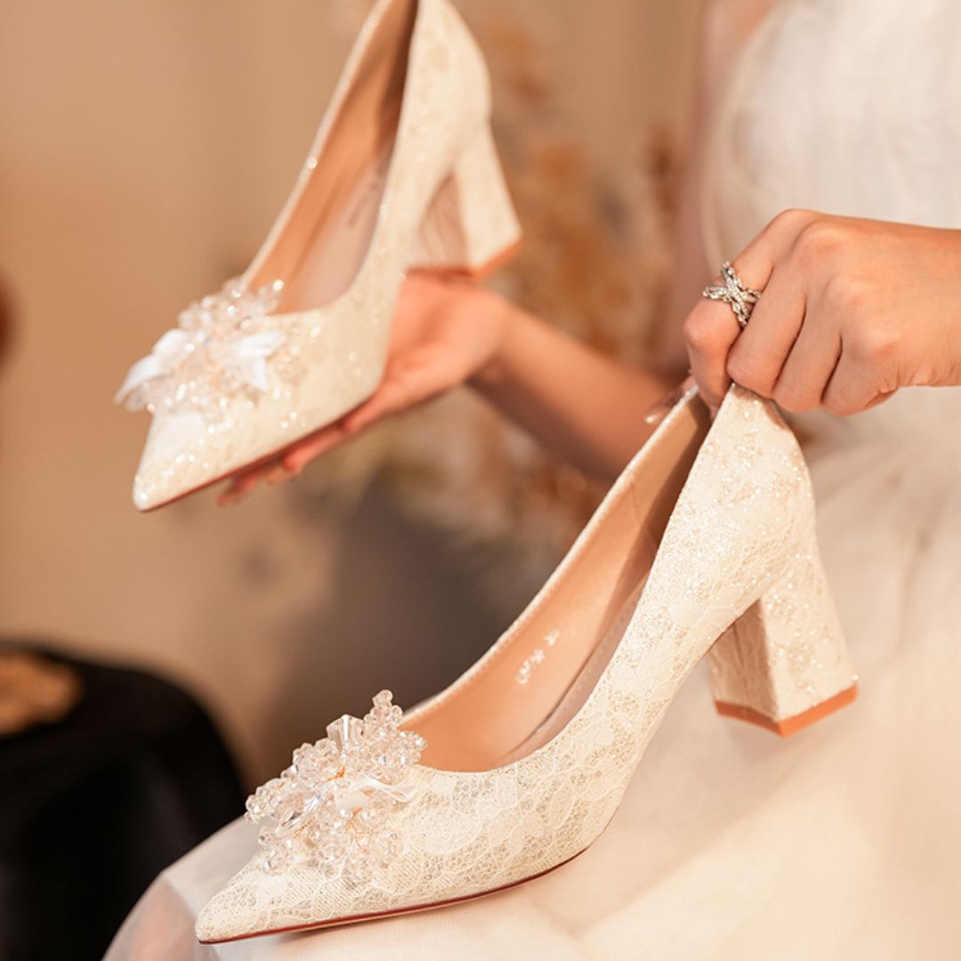 Phulkari ivory lace bridal block heels with pearl brooch - front view