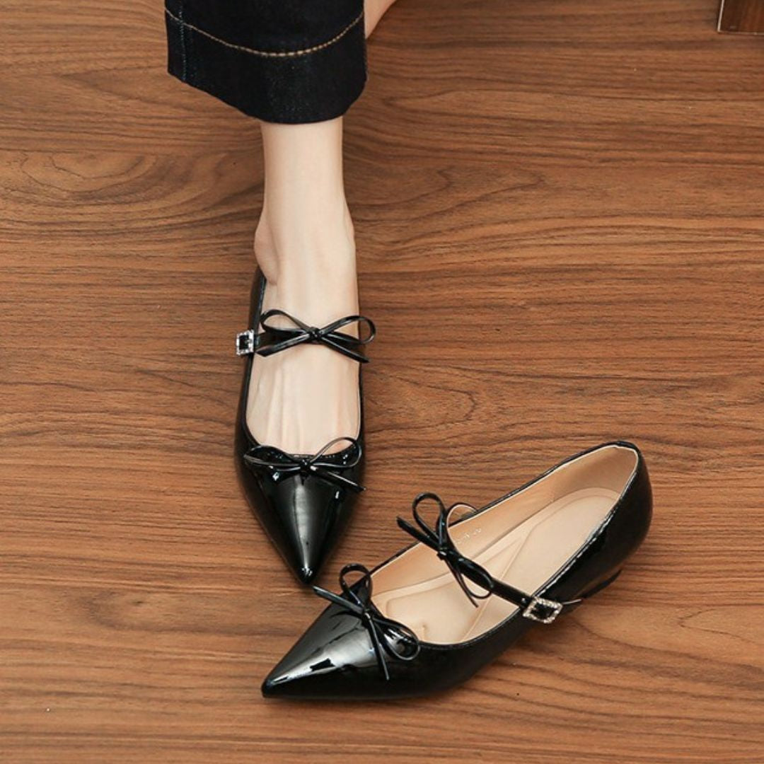Black Low heel Pump