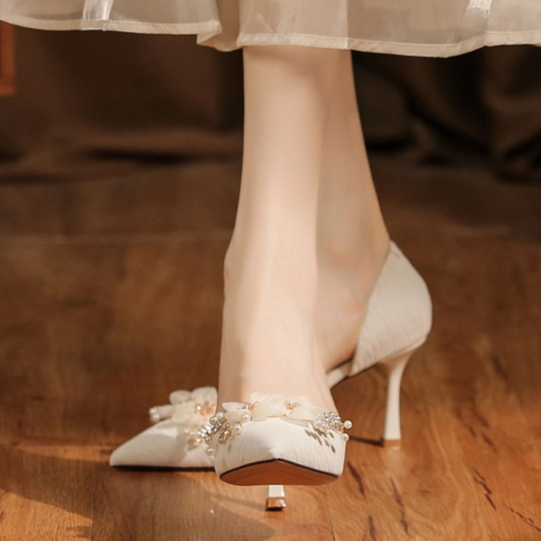 Komal Phool — White Bridal Embelished Heel | Ozzaro