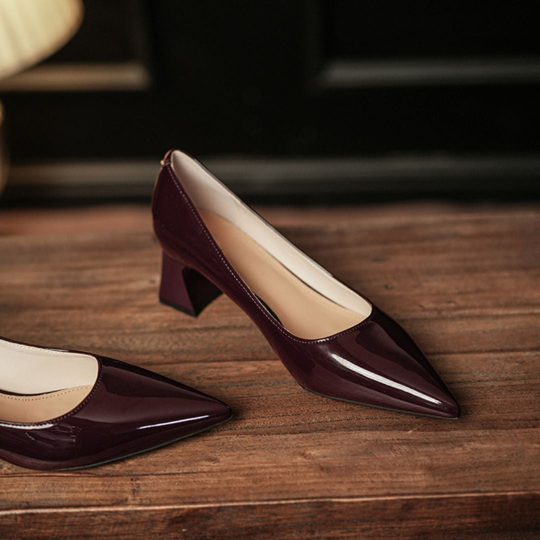 Malkin wine-brown heels pointed toe detail