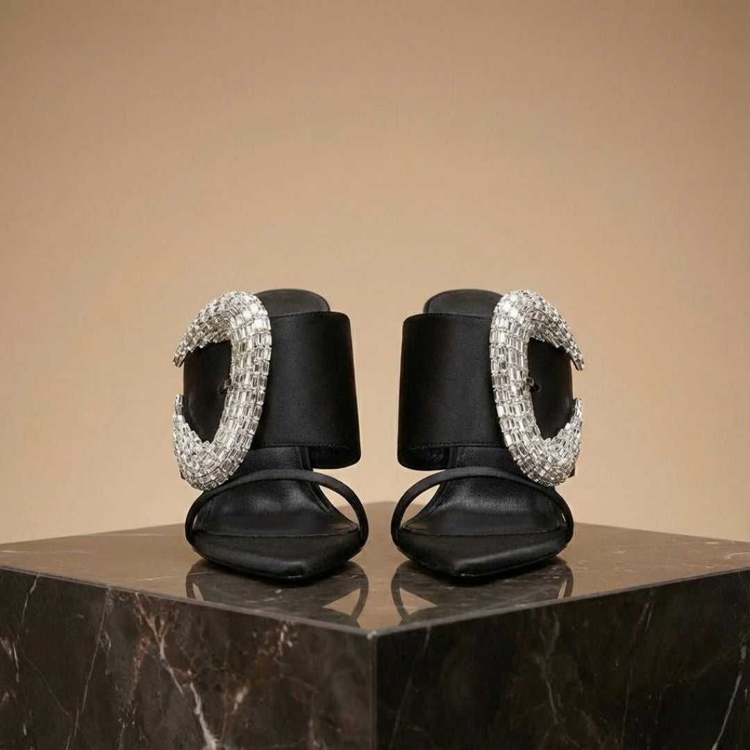Black high-party heel with crystal buckle 
