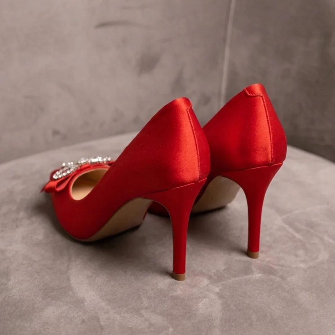 Ozzaro Rang Rani – red bridal heel side view India