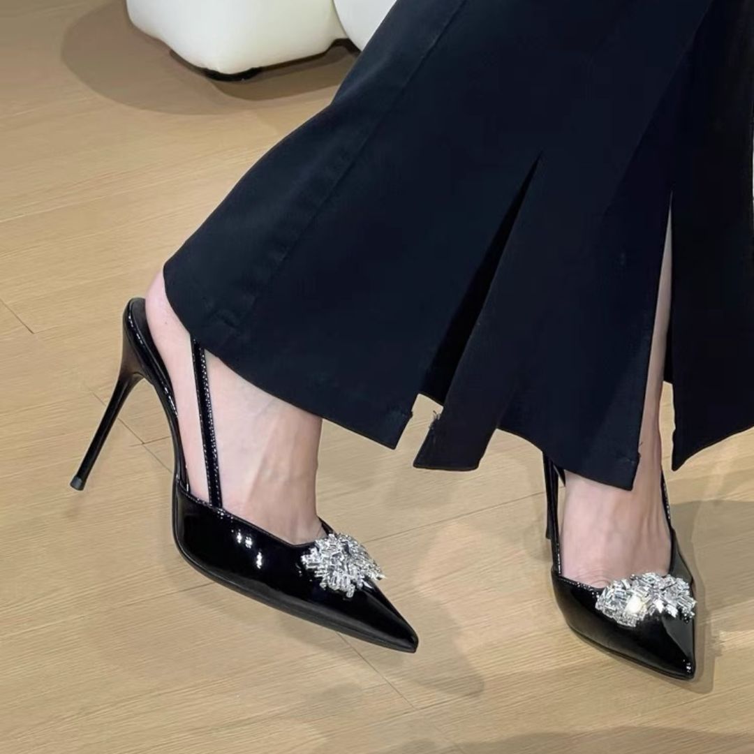 Black high-party heel with crystals 