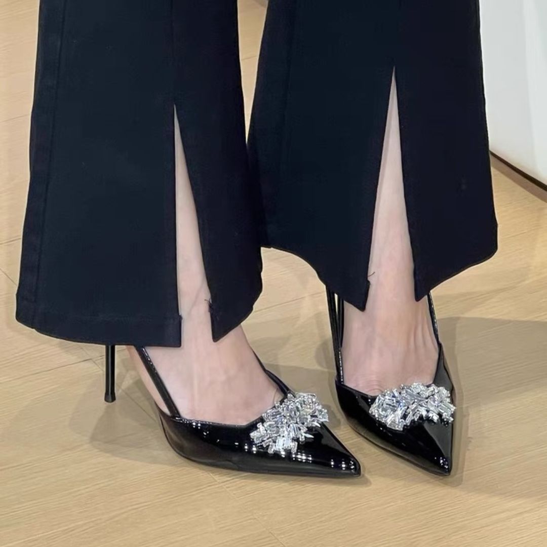 Black high-party heel with crystals 