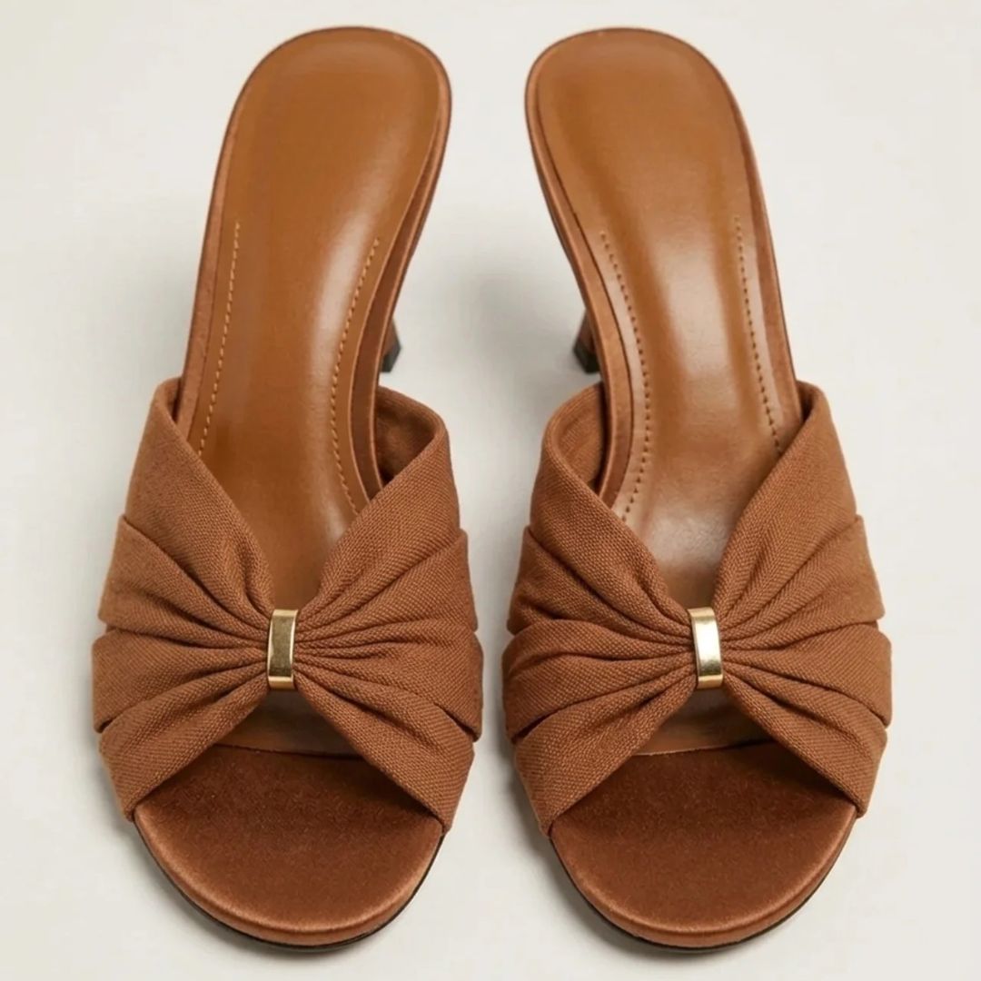 Caramel Knot - Slip-On Casual Heel